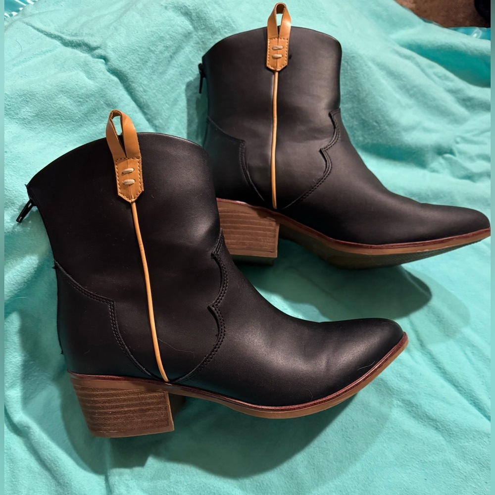 MIA Black and Tan Leather Ankle Boots